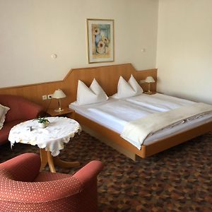 Deluxe Zimmer mit Kingsize-Bett